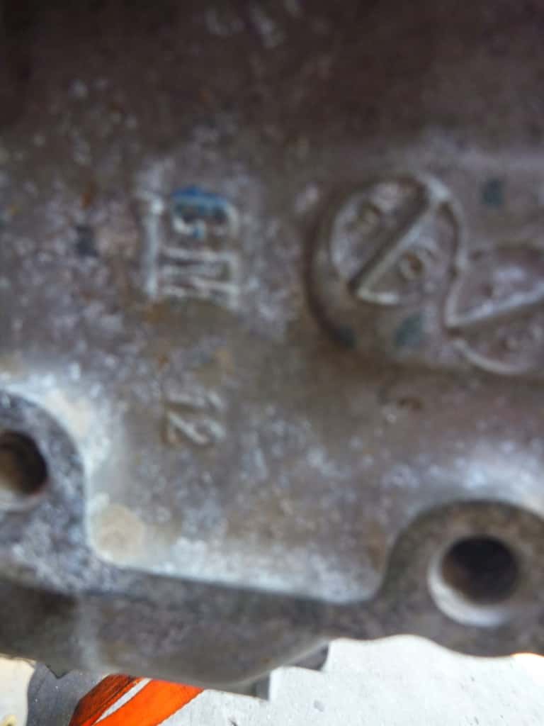 Moteur L83(325CUV8) vue 4