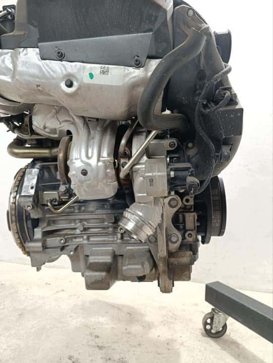 Moteur B 4204 T28 vue 9