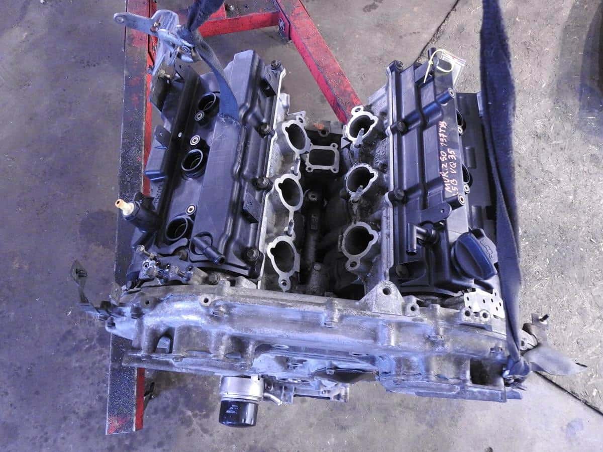 Moteur VQ35 vue 8
