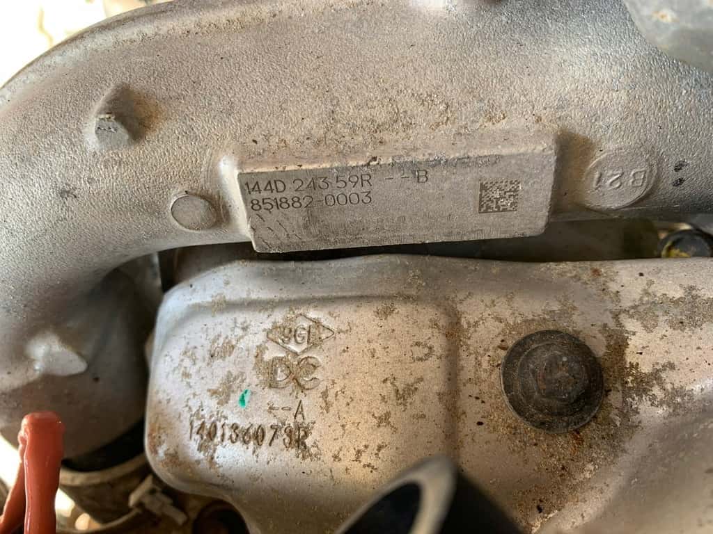Moteur M9T 726 vue 5