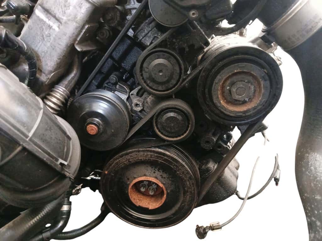 Moteur N47 D16 A vue 6