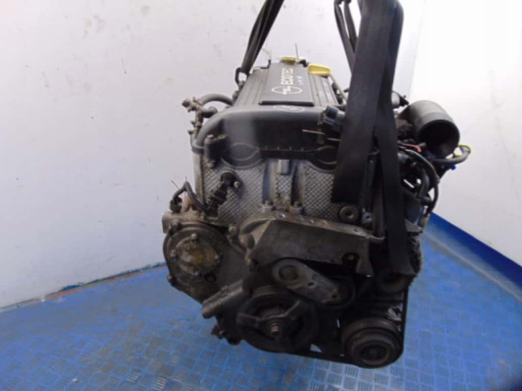 Moteur Z 22 YH vue 4
