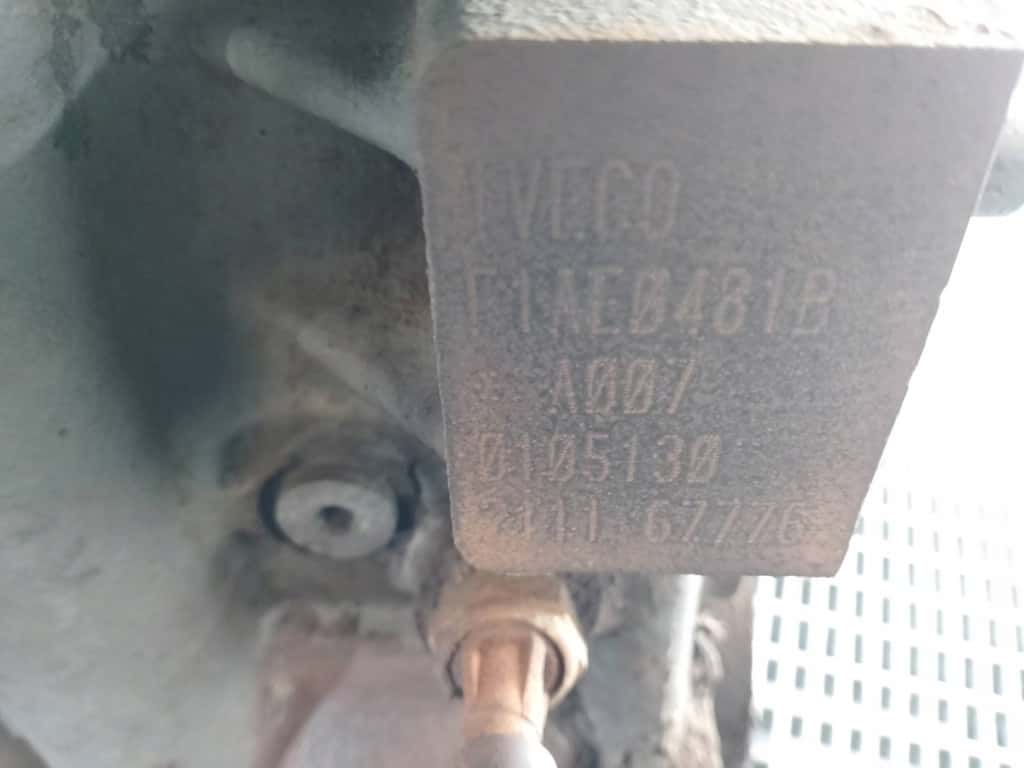 Moteur F1AE0481B vue 3
