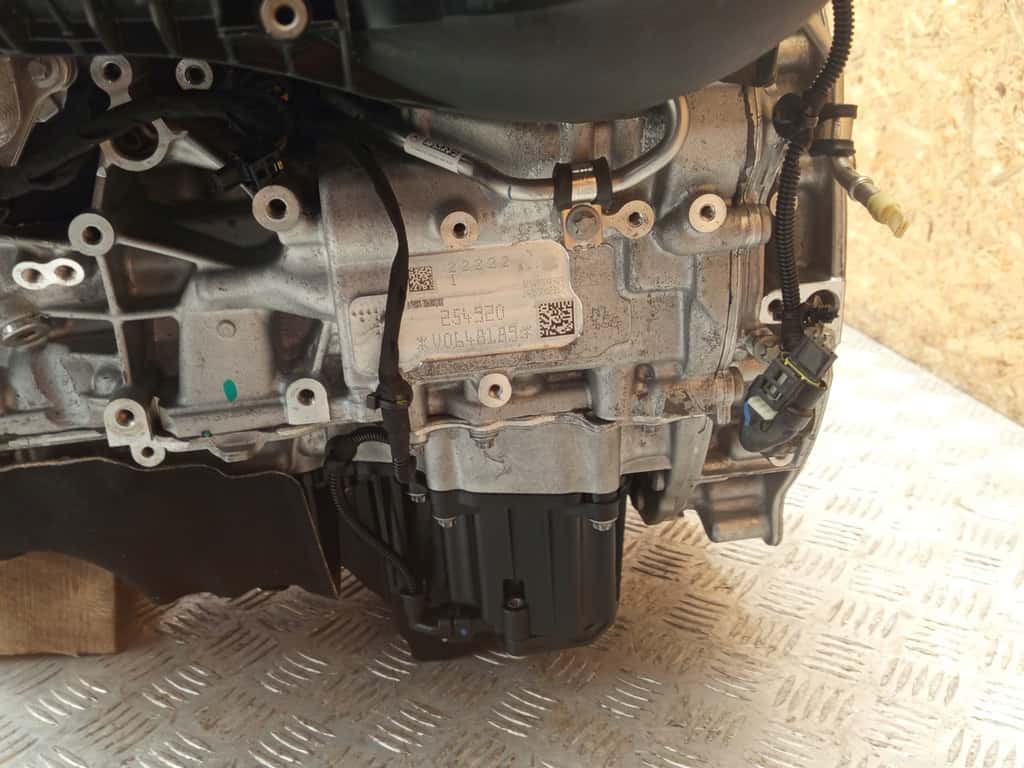 Moteur M 254.920 vue 7