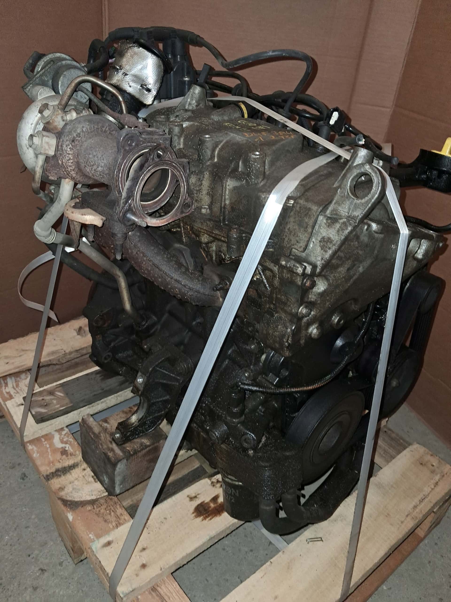Moteur D4F 784 vue 4