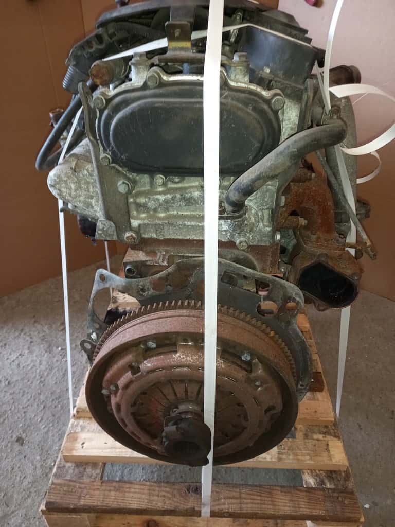 Moteur F1AE0481B vue 5