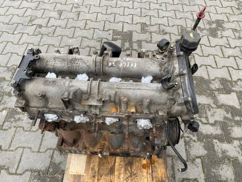 Moteur F1CFL411J vue 7