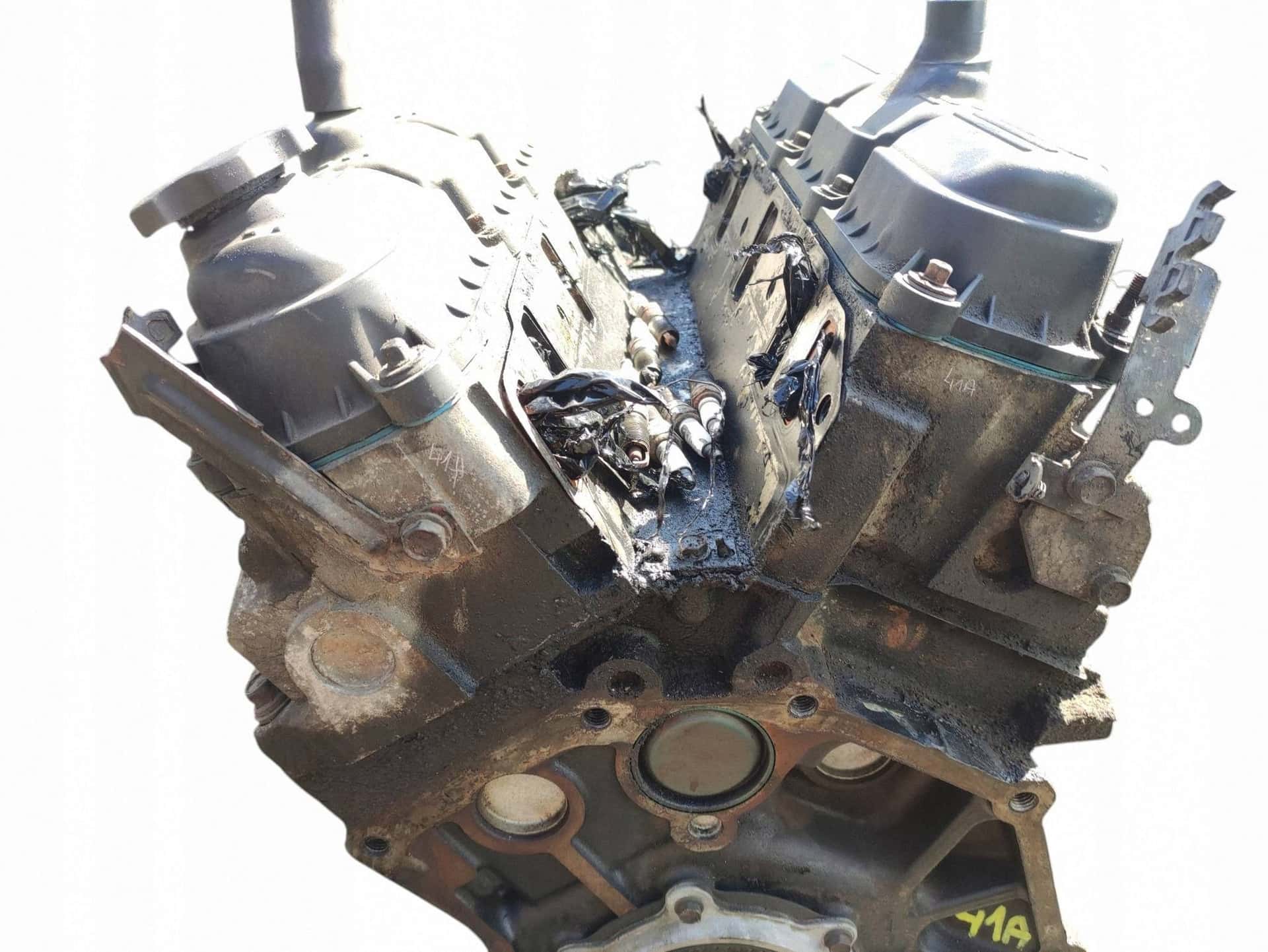 Moteur 6G72 vue 7