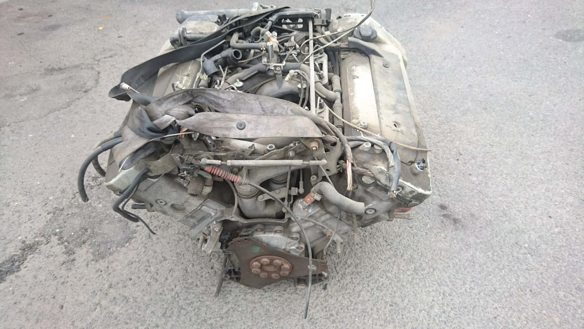 Moteur M 112.943 vue 3