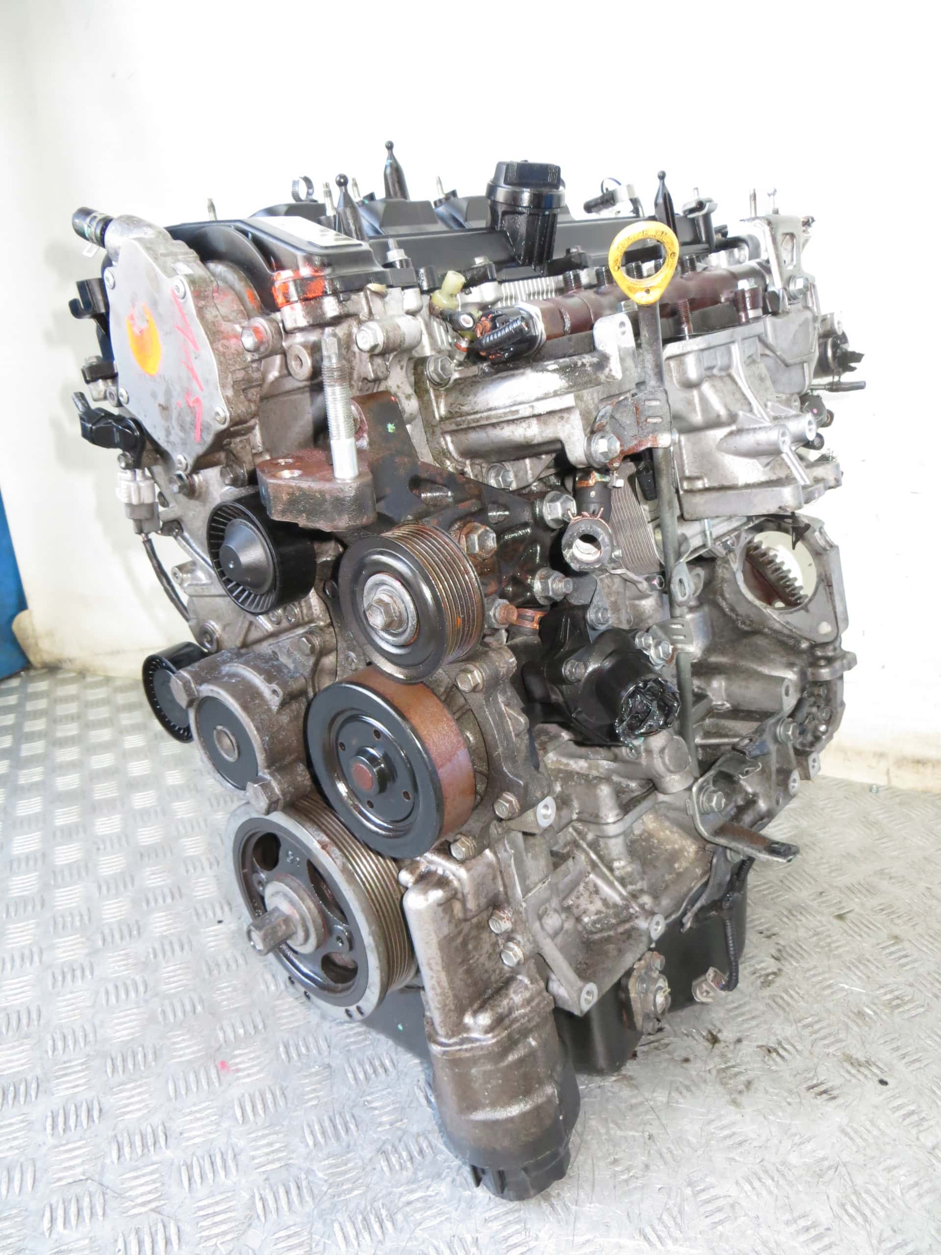 Moteur 2AD-FTV vue 6