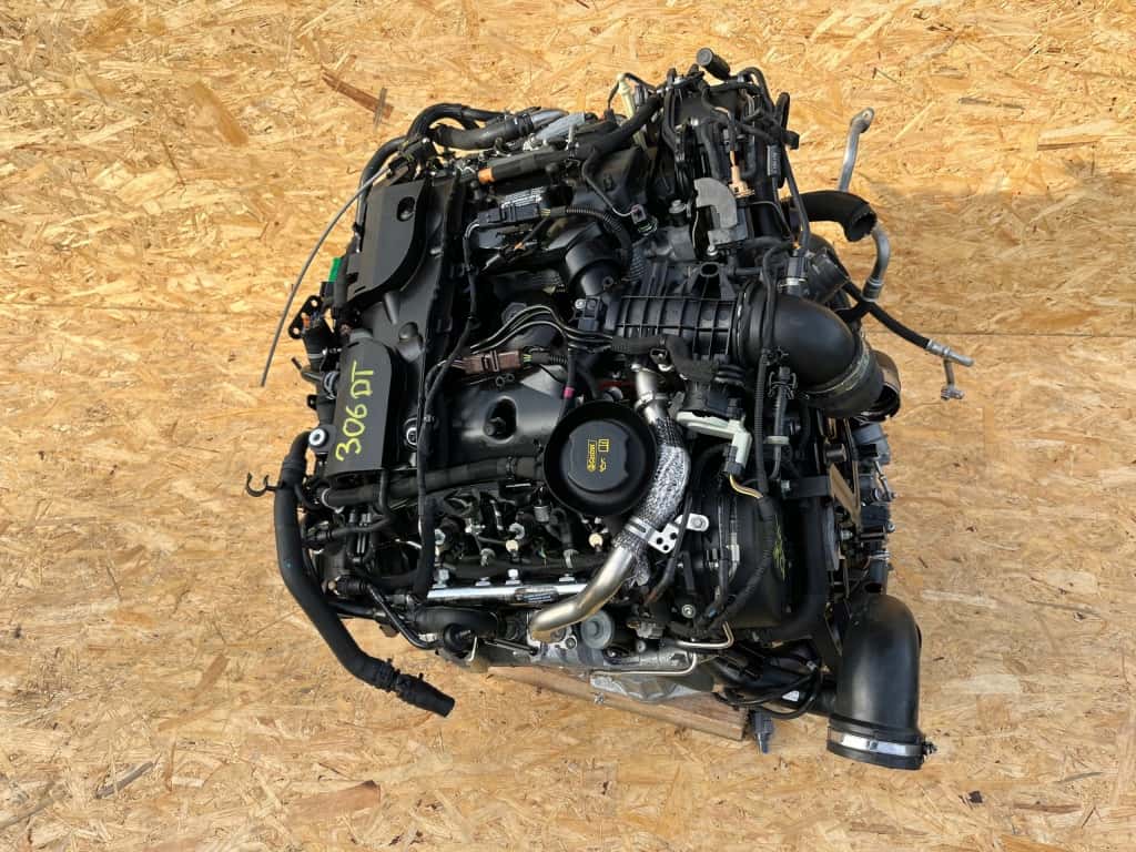 Moteur 306DT(TDV6) vue 2
