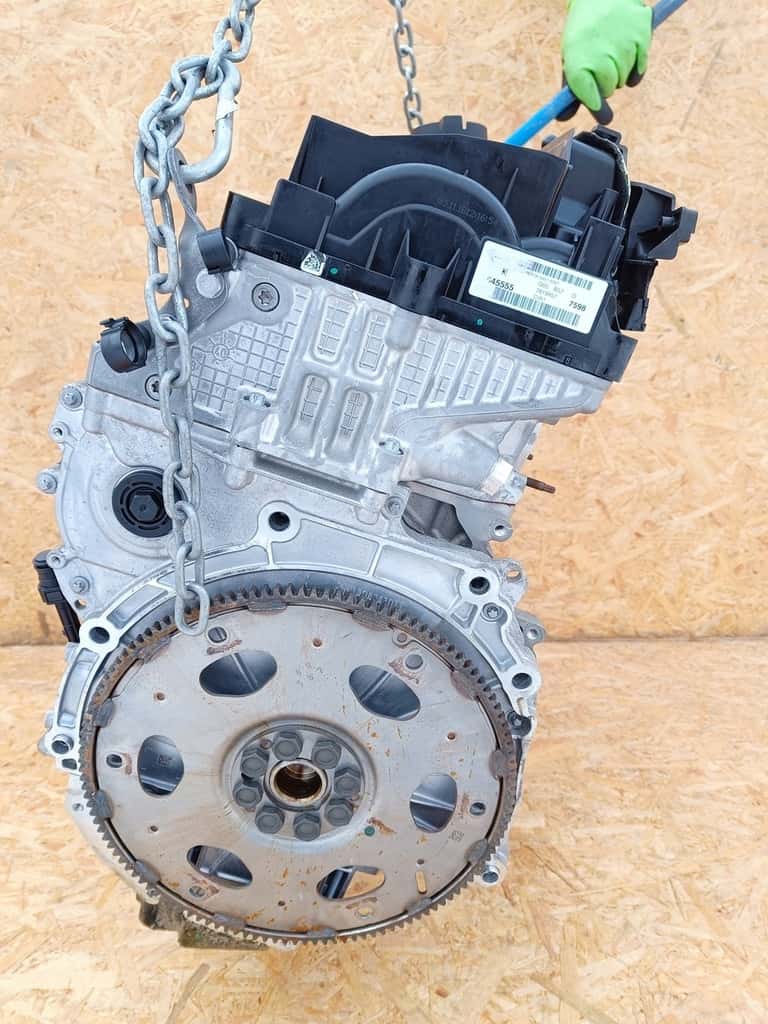 Moteur B57 D30 A vue 3