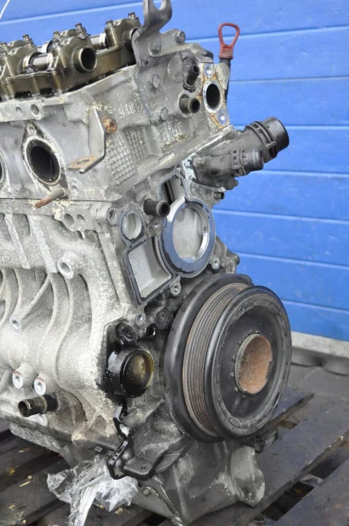 Moteur N47 D20 D vue 3