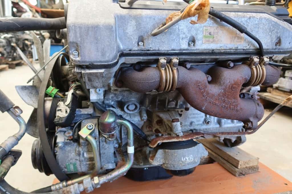 Moteur M 119.982 (AMG 6.0) vue 5