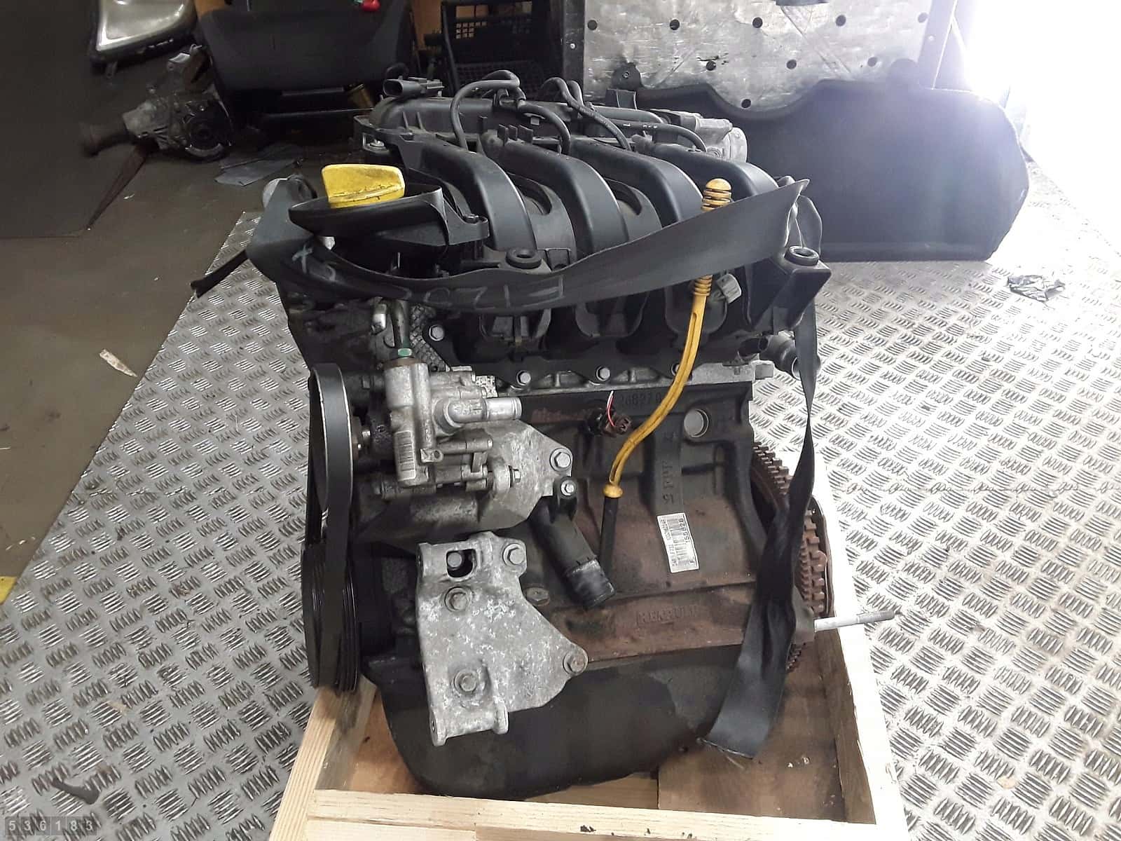 Moteur D4F 732 vue 2