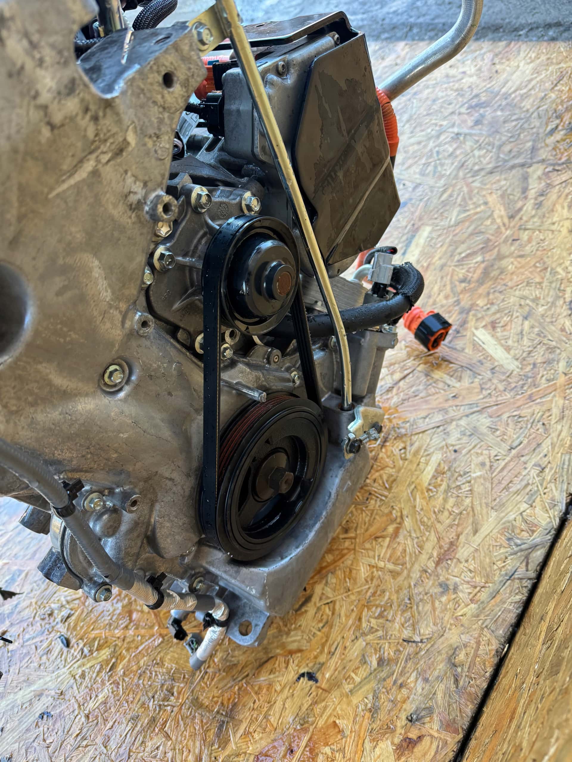 Moteur KR15DDT vue 6