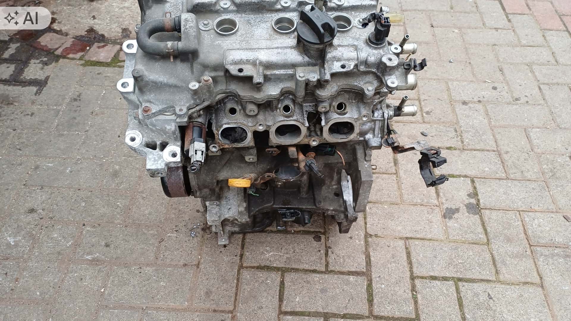 Moteur HR12DDR vue 5