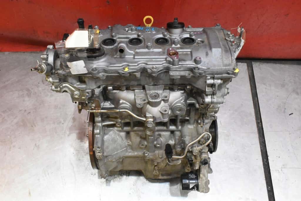 Moteur 8NR-FTS vue 3