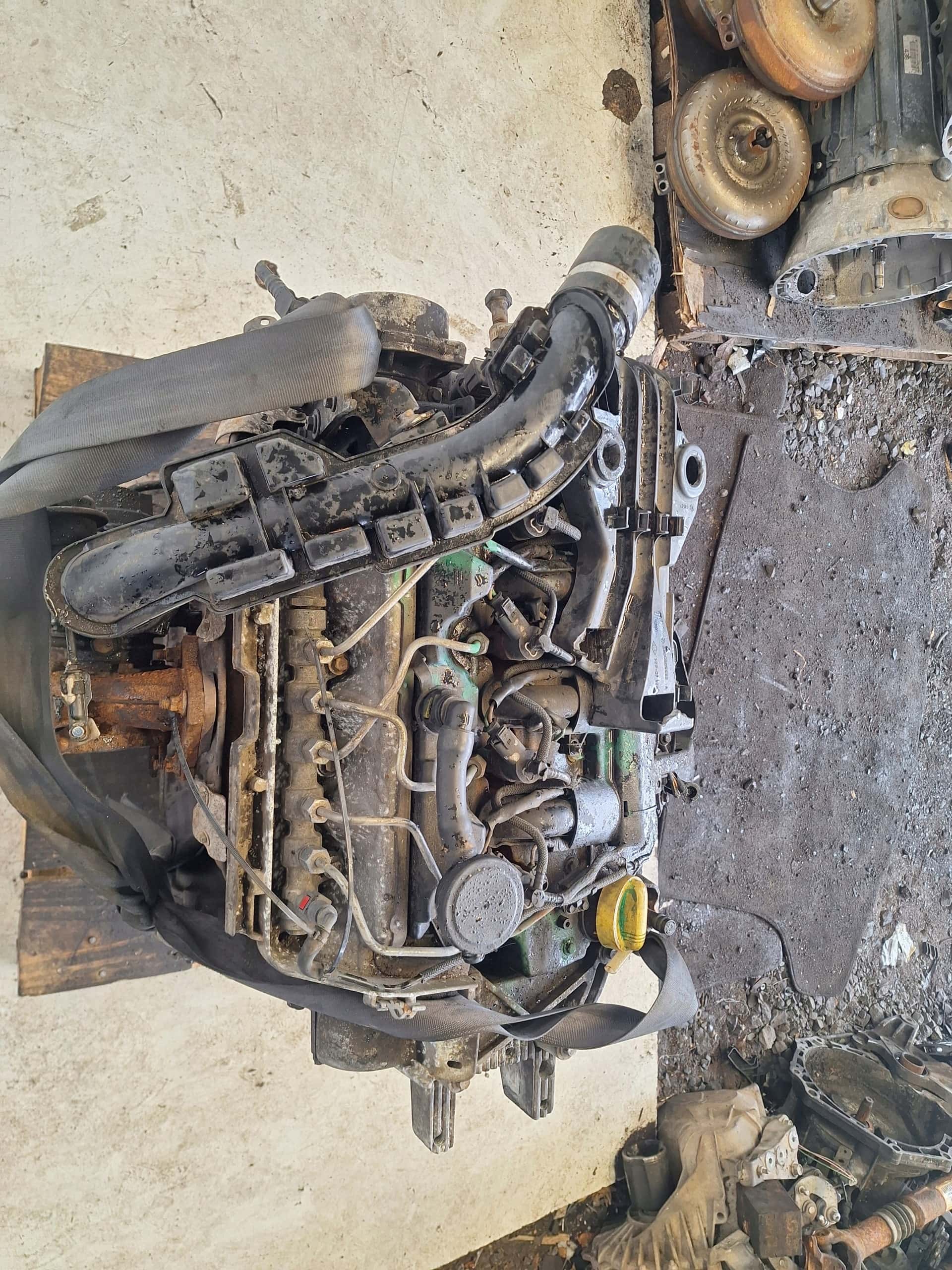 Moteur G9U 632 vue 3
