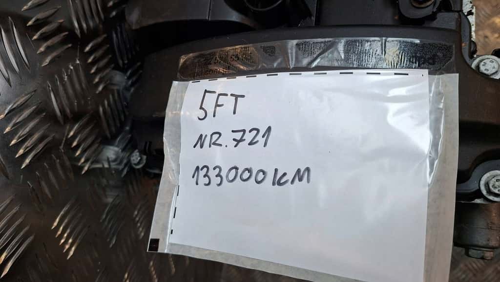 Moteur 5FT (EP6DT) vue 2