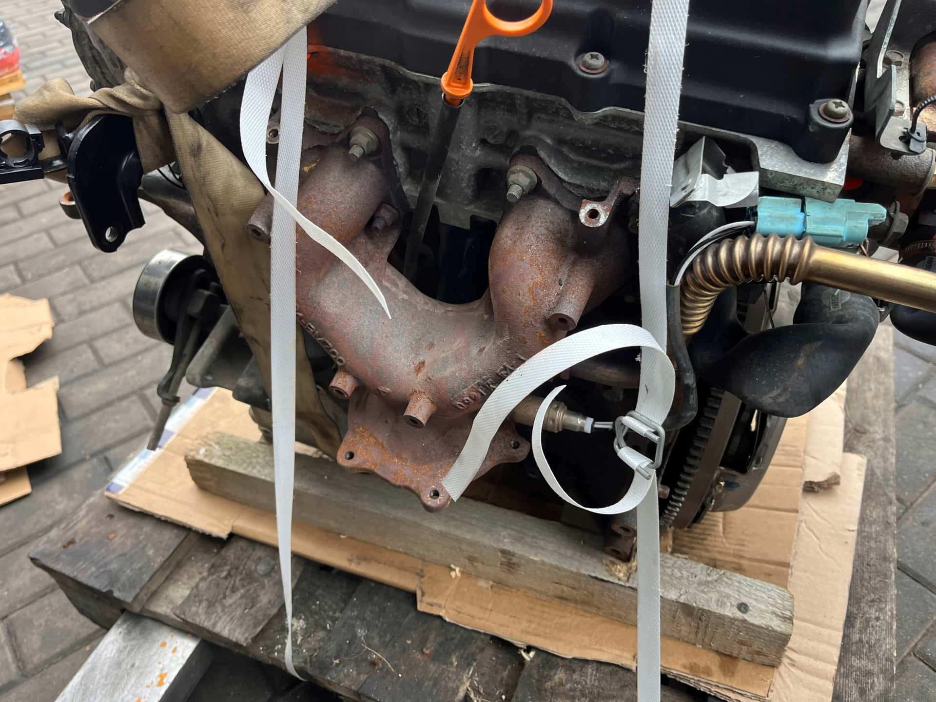 Moteur QG15DE vue 4