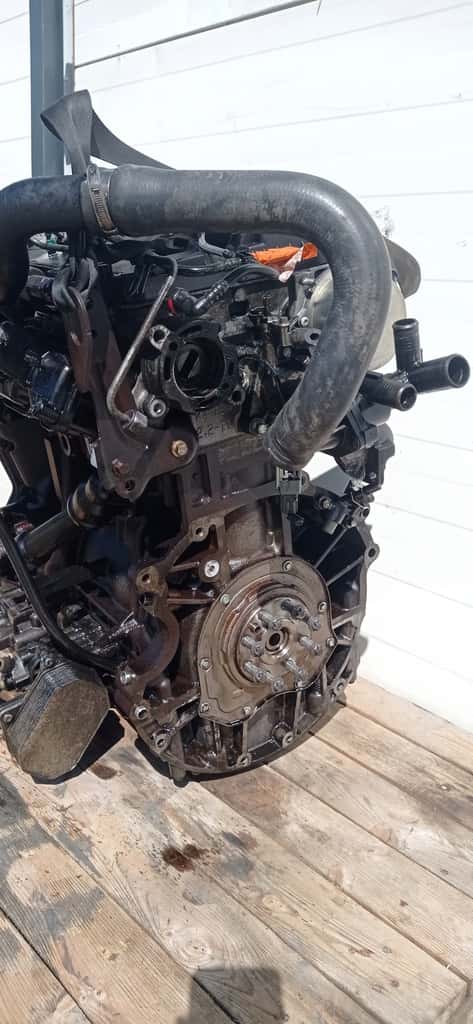 Moteur 4HU (P22DTE) vue 4