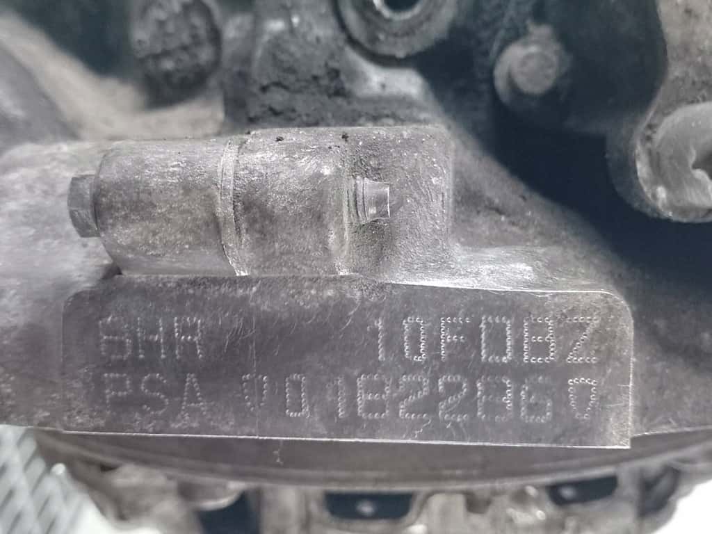 Moteur 8HR (DV4C) vue 3