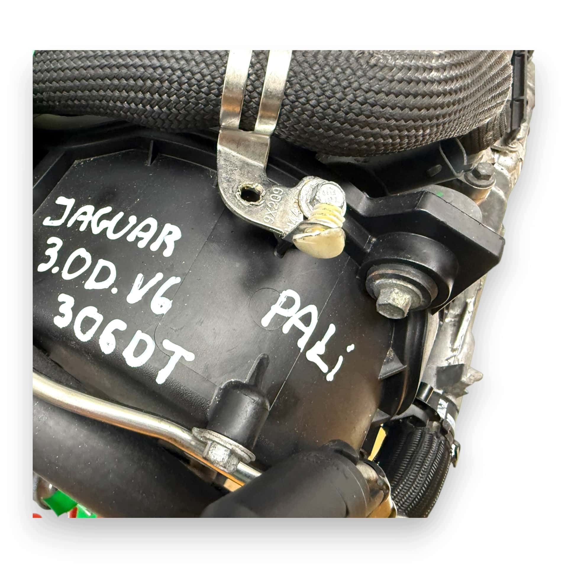 Moteur 306DT vue 8