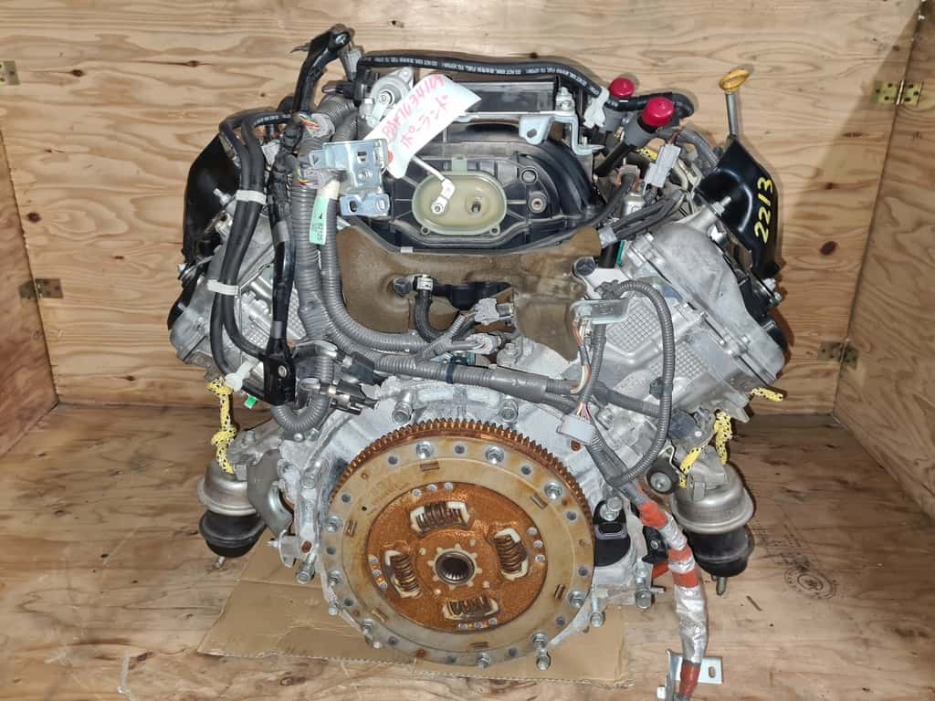 Moteur 2UR-FSE vue 5