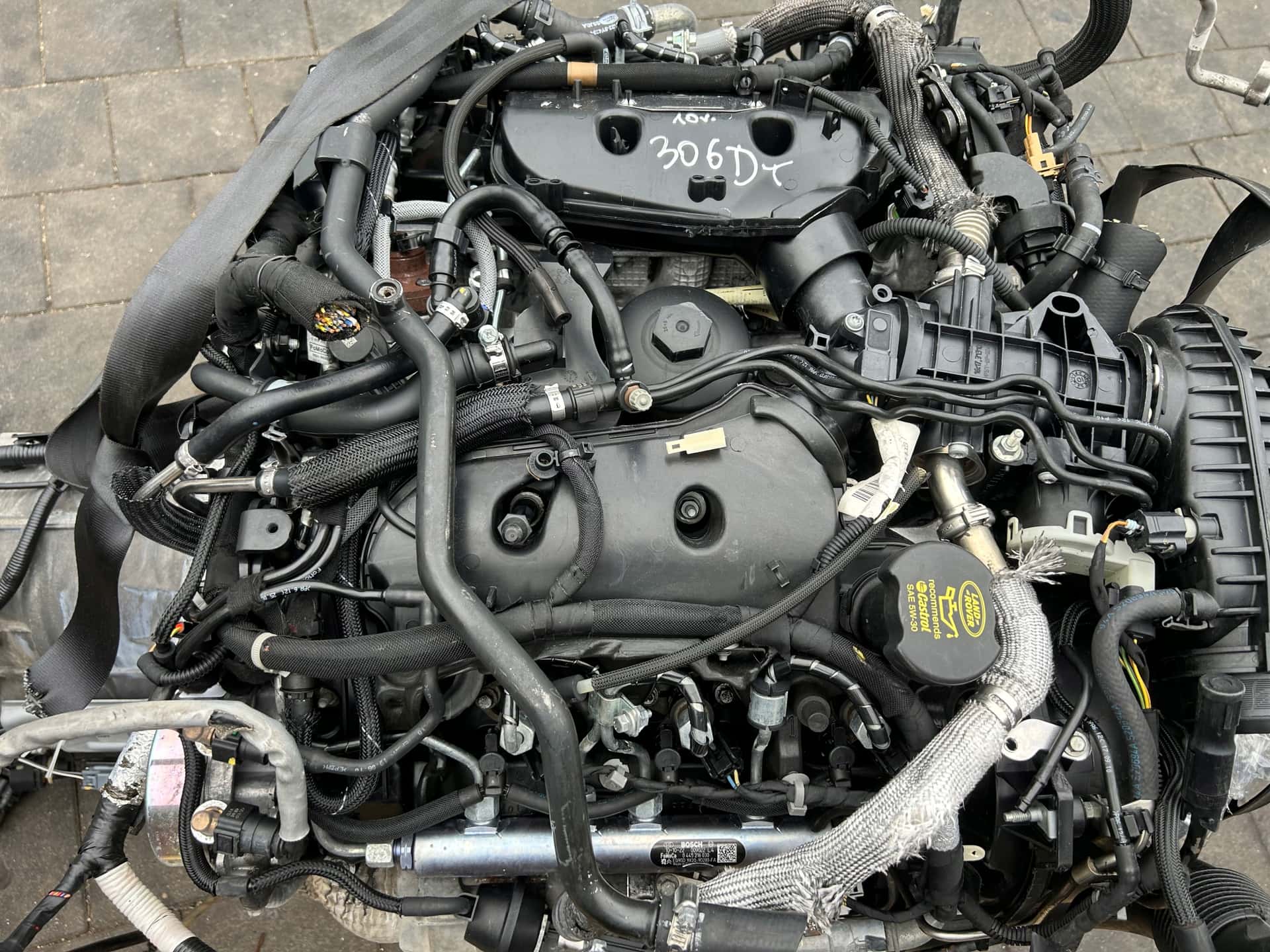 Moteur 306DT vue 4