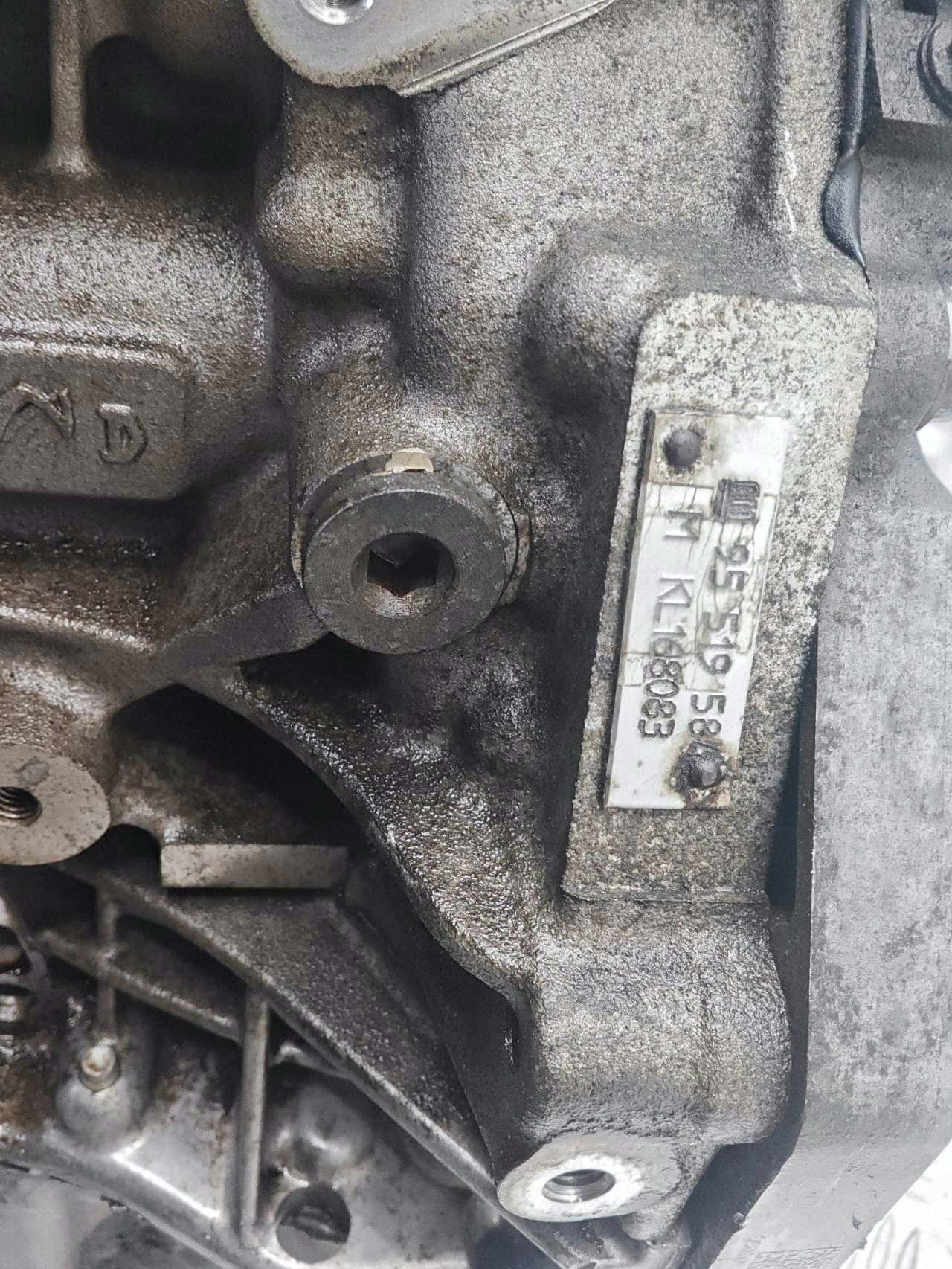 Moteur B 16 DTH vue 7