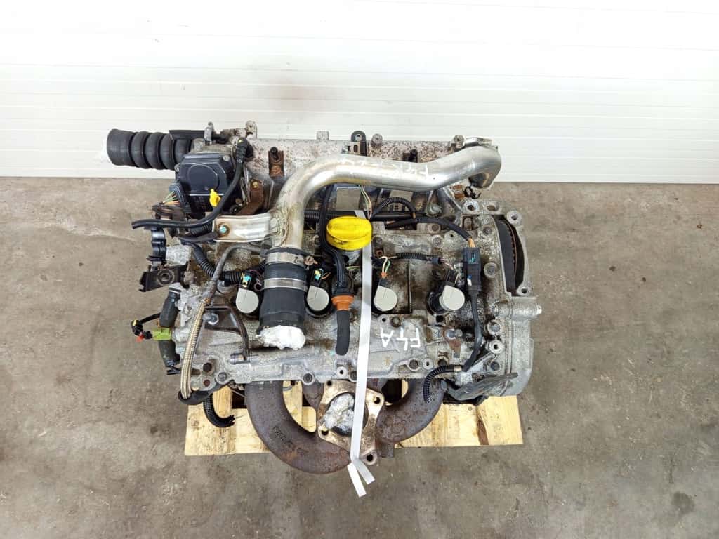 Moteur F4R 774 vue 4