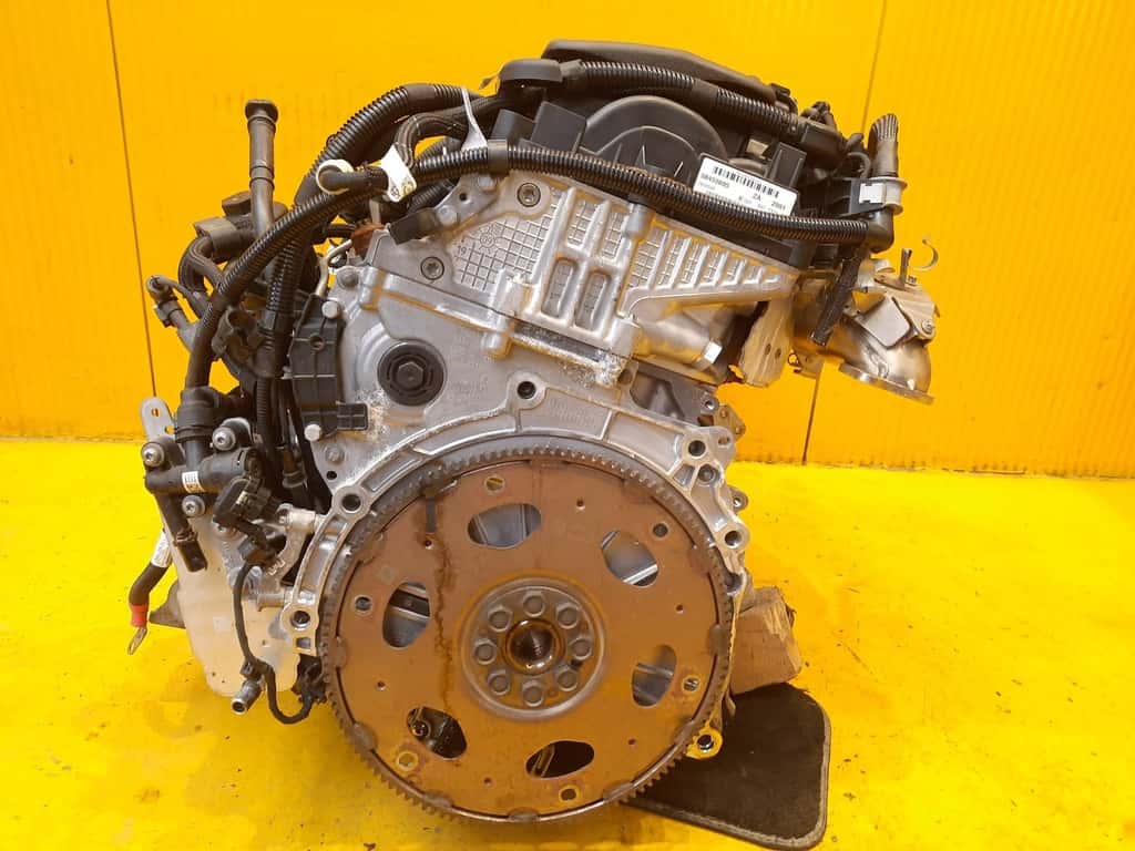 Moteur B57 D30 A vue 4