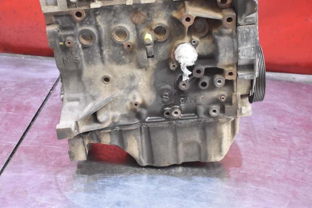 Moteur NFR (TU5JP4B) vue 4