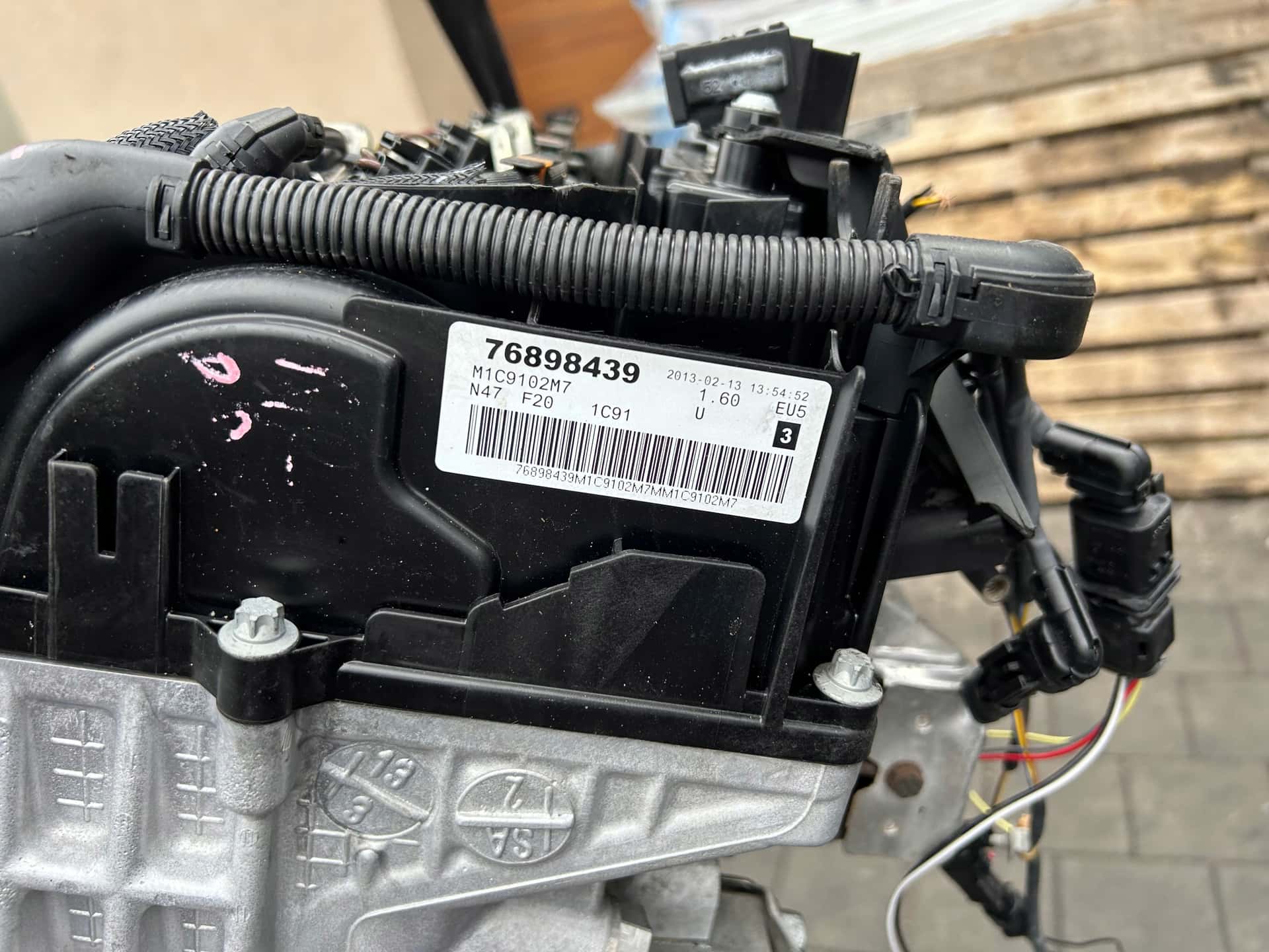 Moteur N47 D16 A vue 7