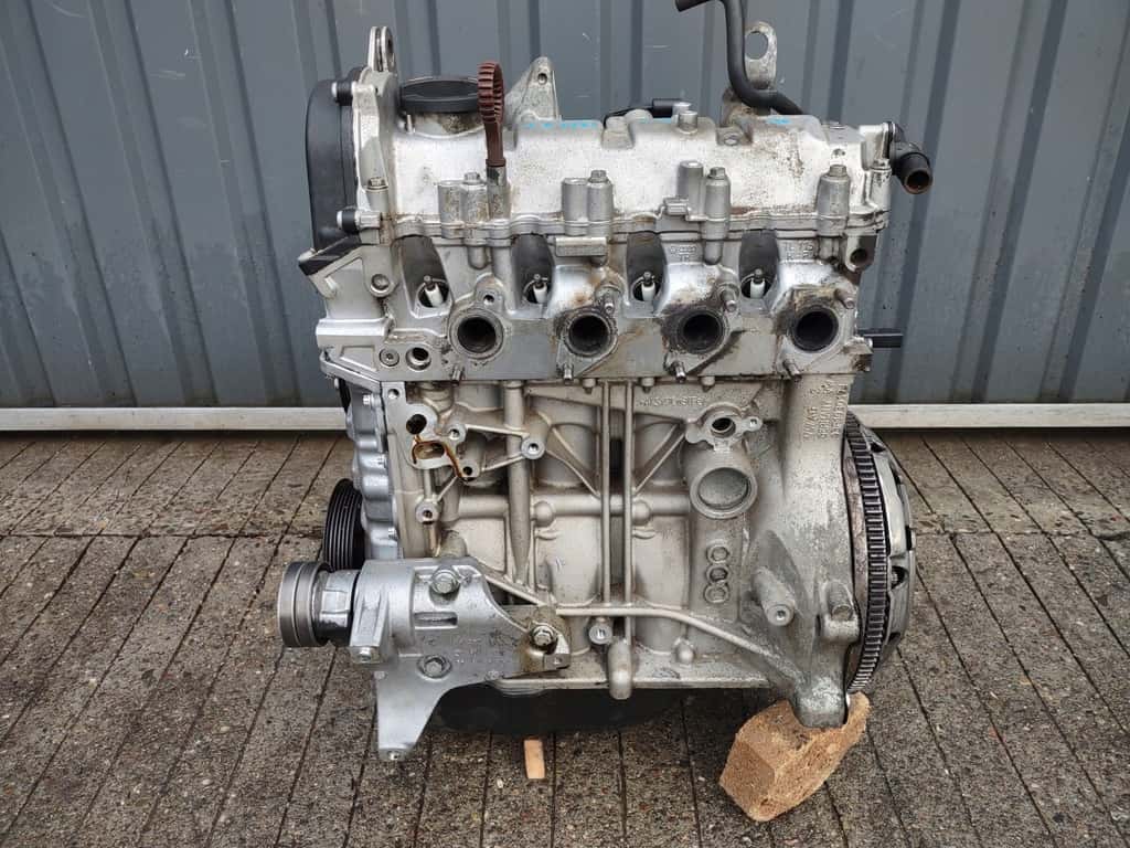 Moteur CBZB vue 2