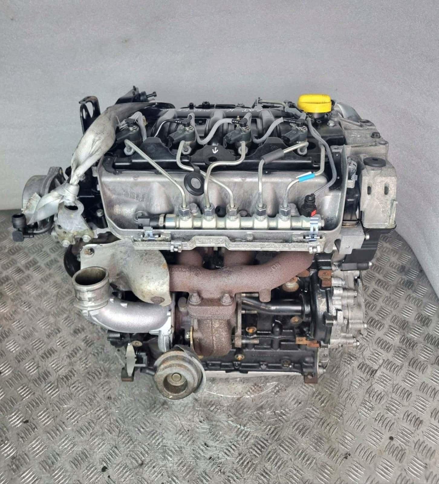 Moteur G9T 742 vue 9