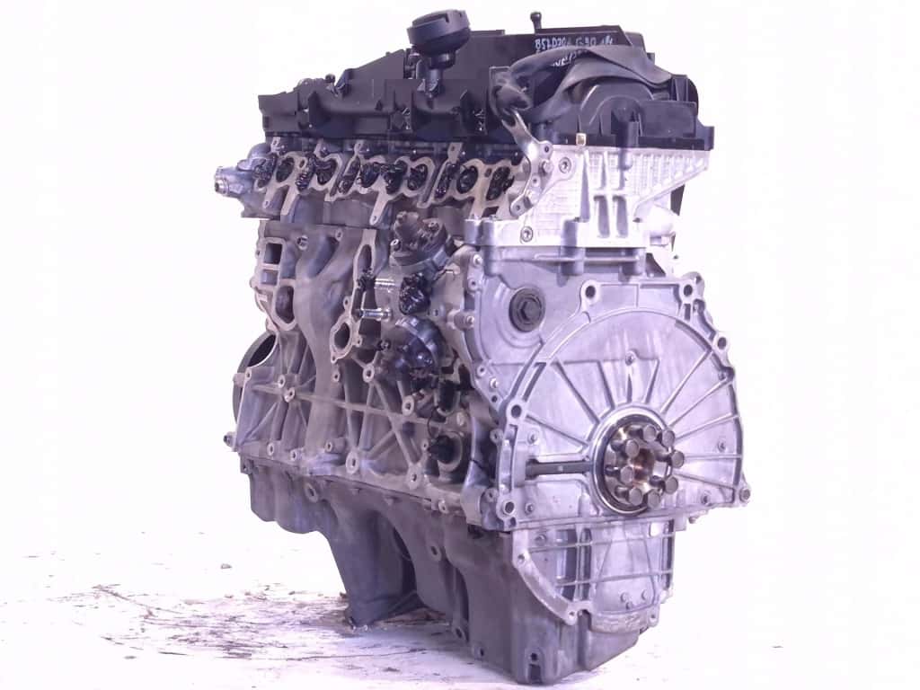 Moteur B57 D30 A vue 2