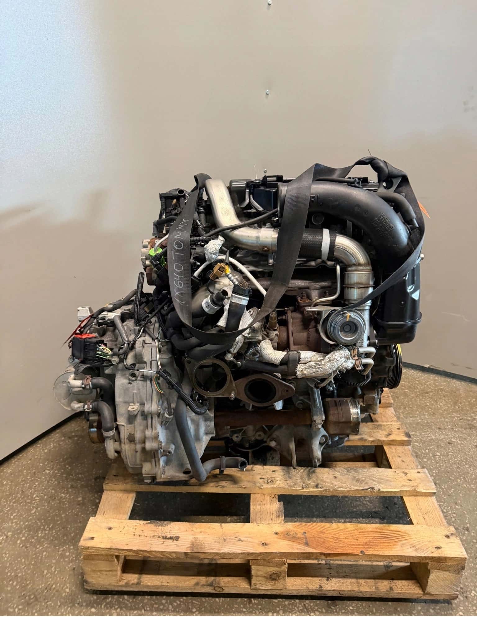 Moteur M9R 615 vue 2