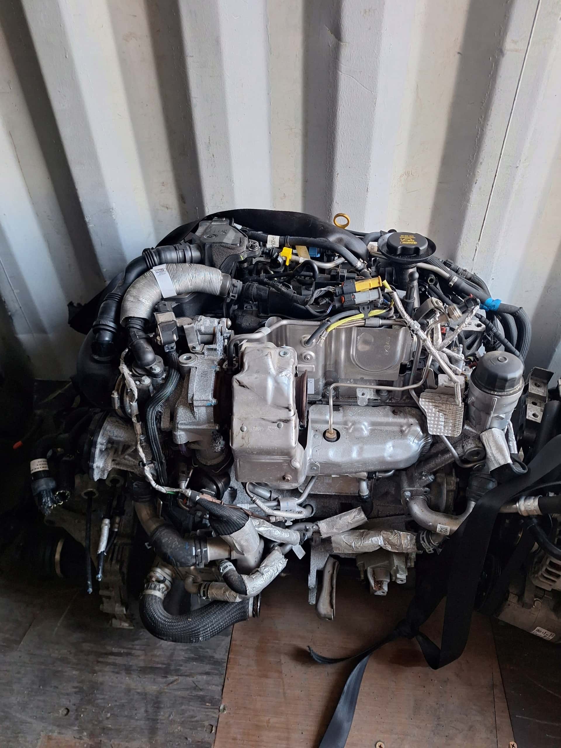 Moteur 204DTY(AJ20D4) vue 2
