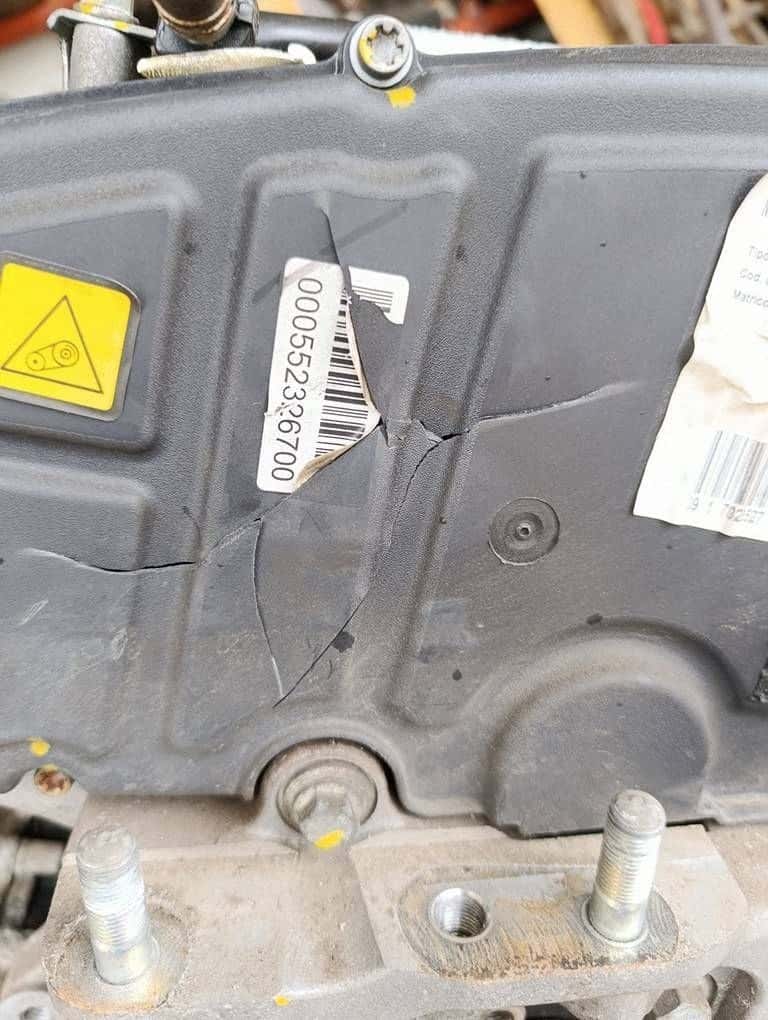 Moteur D16AA vue 12