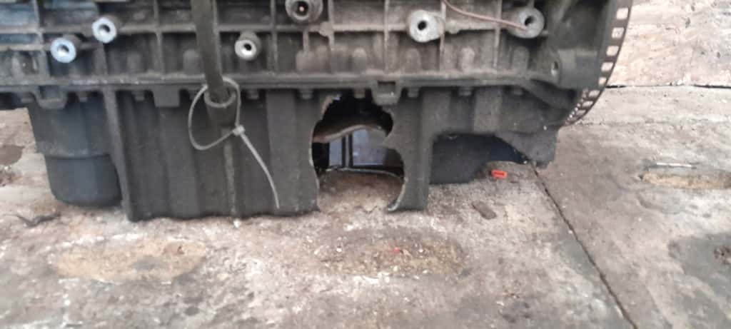 Moteur B 5244 T vue 2