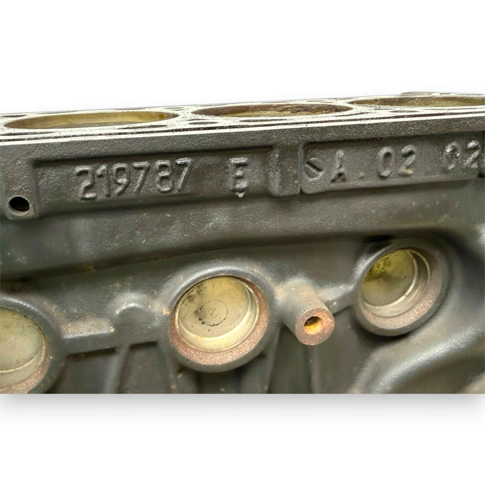 Moteur F4R 714 vue 2