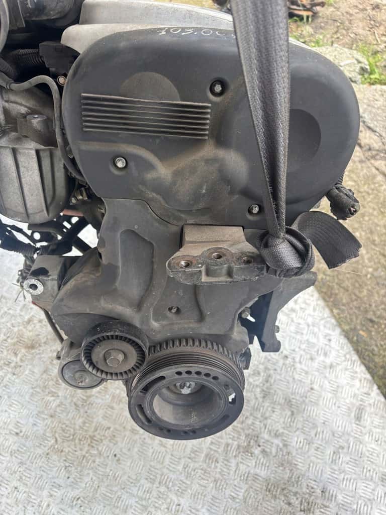Moteur Z 16 YNG vue 3