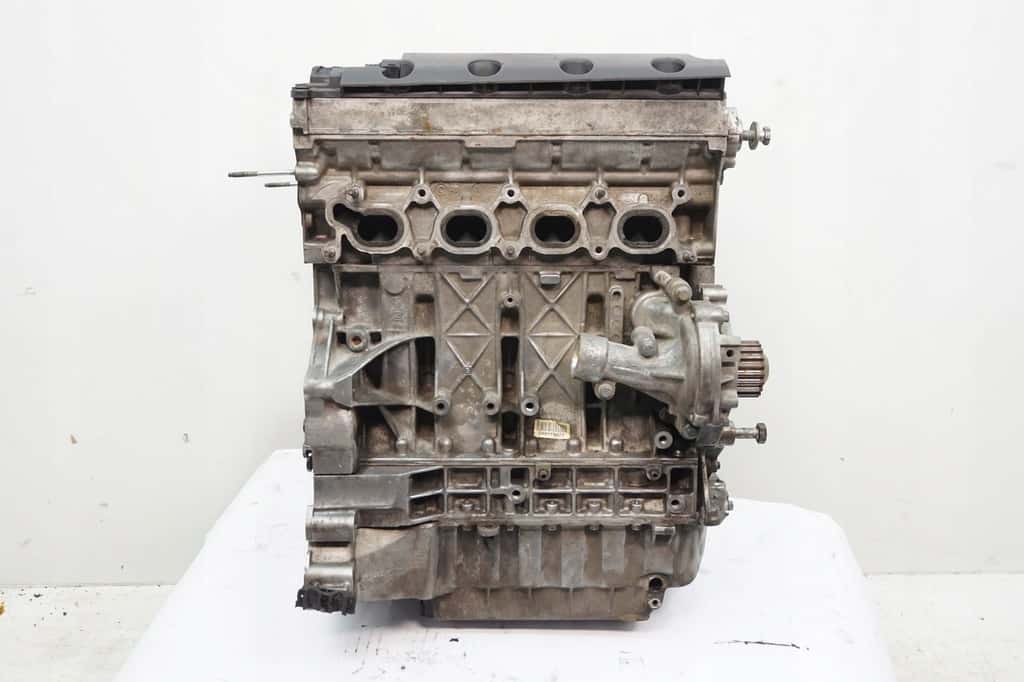Moteur RFR (EW10J4) vue 2