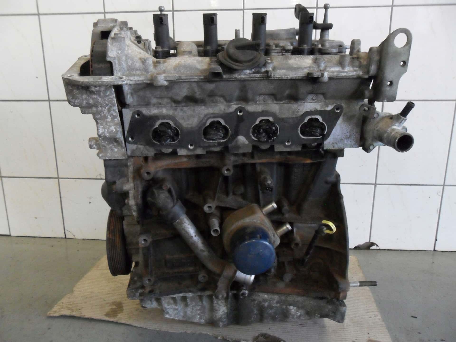 Moteur F4R 790 vue 3