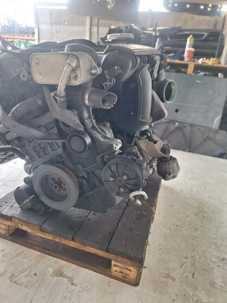 Moteur N52 B25 A vue 4