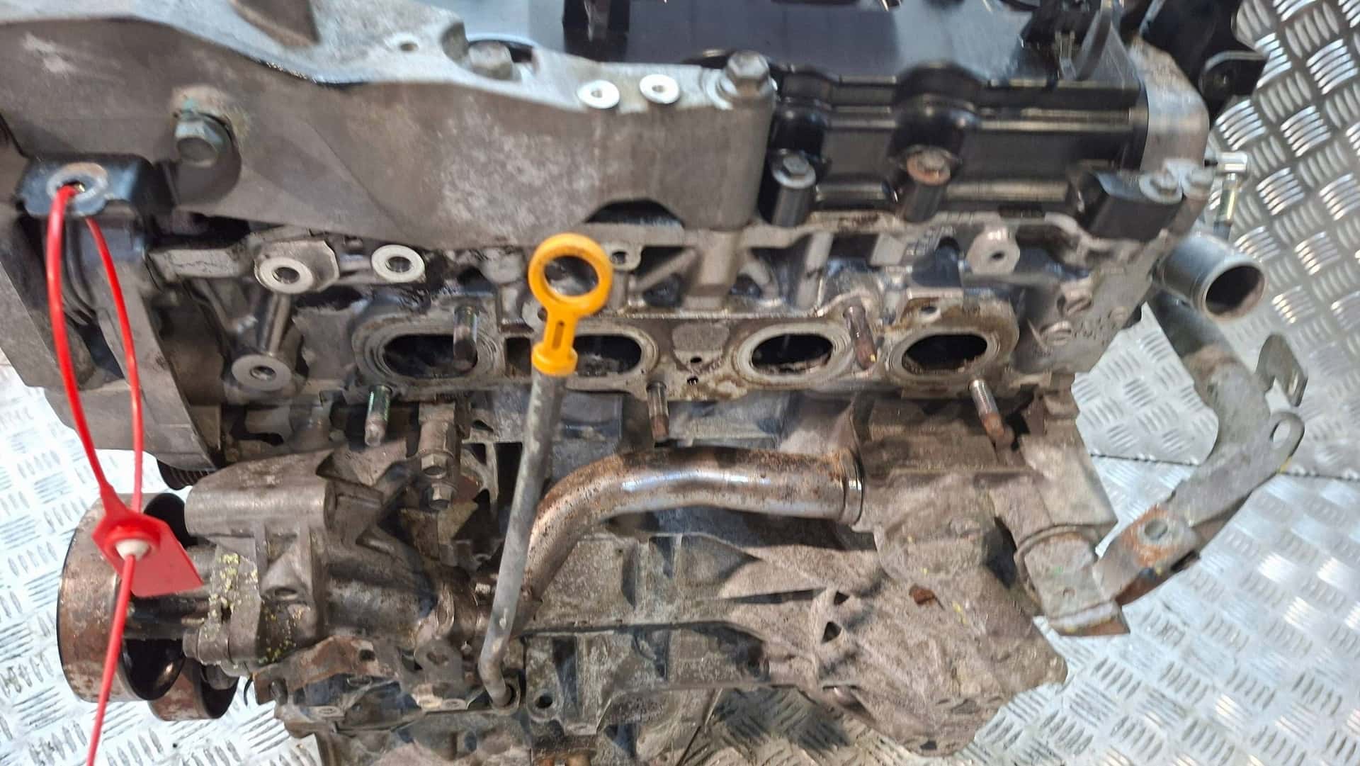 Moteur 2TR 700 vue 2
