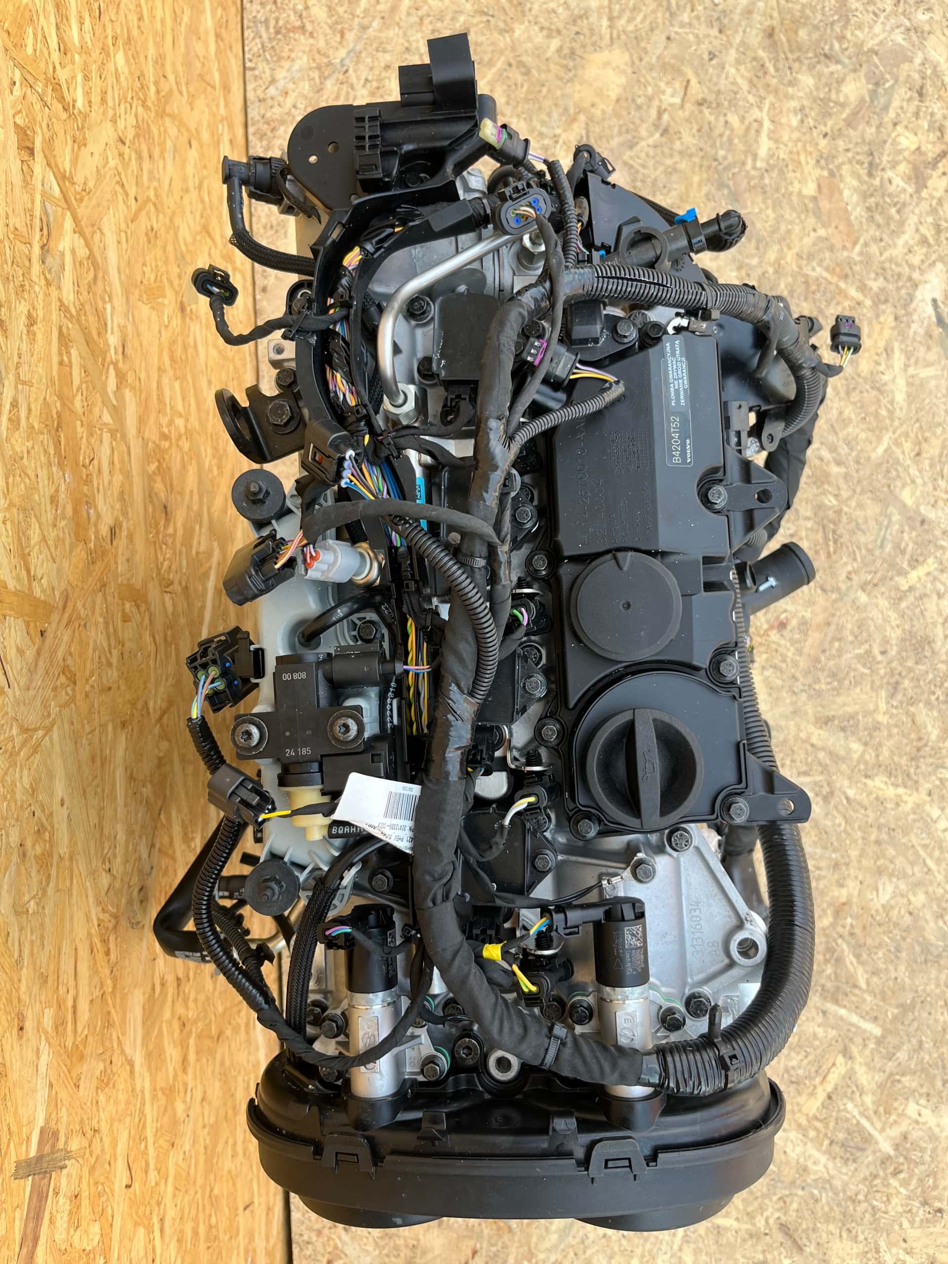 Moteur B 4204 T52 vue 2