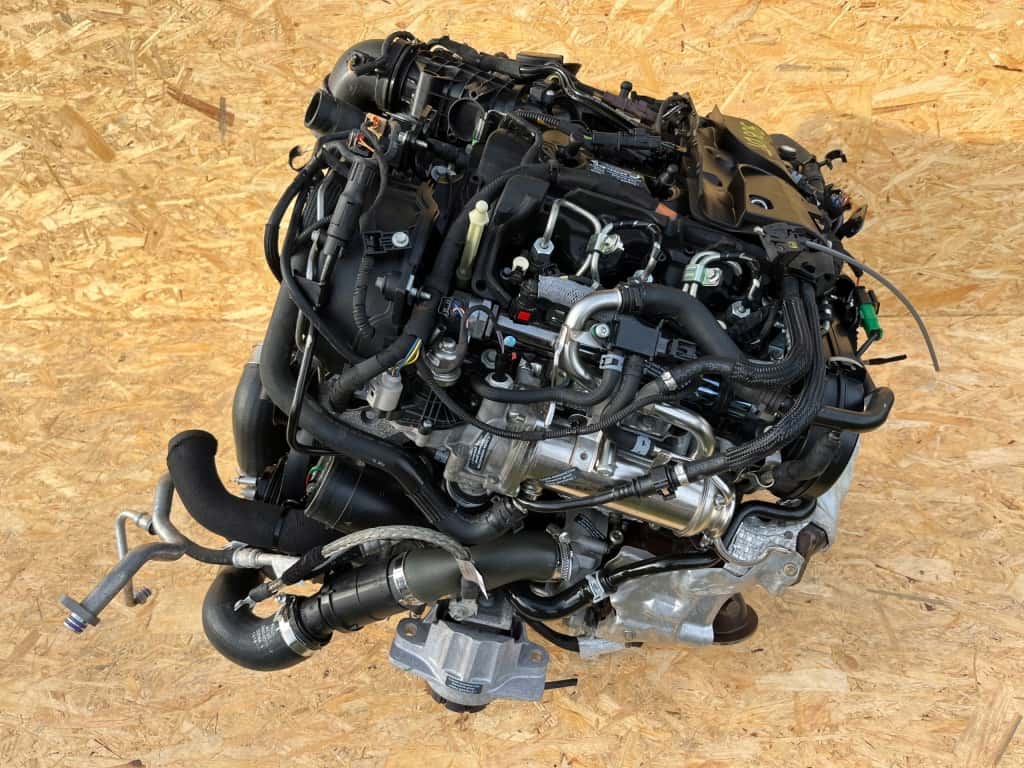 Moteur 306DT(TDV6) vue 6
